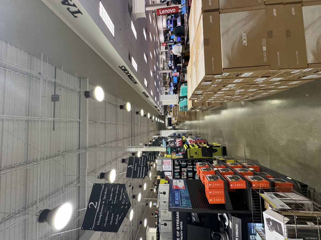 Microcenter interior